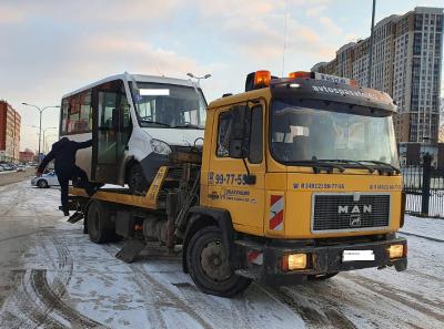 Гаишники задержали в Рязани маршрутку с неисправными тормозами