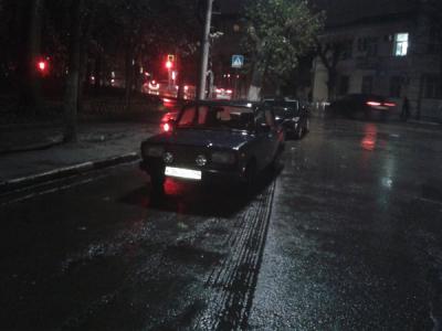 Автоледи на ВАЗ-2107 сбила женщину, переходившую улицу Введенскую