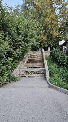 В Рязани перекрыли лестницу с улицы Свободы на Лыбедский бульвар