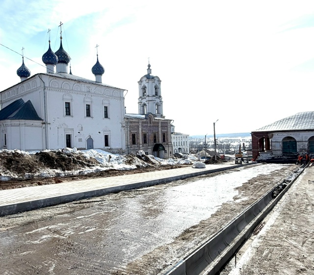 Артём Бранов проверил в Касимове объекты, реализующиеся в рамках федеральных программ