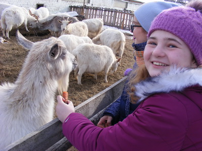 При поддержке нефтезавода рязанские школьники посетили фермерское хозяйство