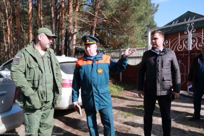 Борис Ясинский оценил пожарную безопасность посёлка Солотча