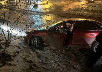 В Рязани задержали водителя, пробившего ограждение на Лыбедском бульваре