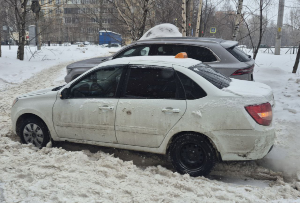 На улице Зубковой в Рязани таксист сбил пенсионерку