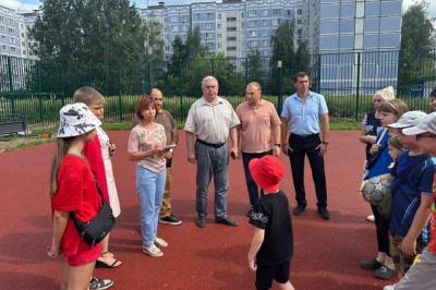 Депутаты Рязанской гордумы оценили ход обустройства спортивных площадок