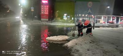 Городские службы ликвидируют последствия потопа в Рязани