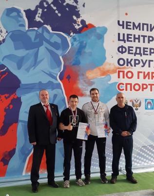 Рязанские гиревики завоевали награды чемпионата ЦФО