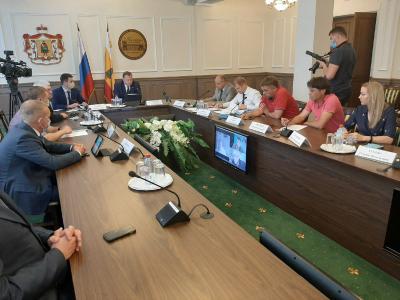 «Эко-Пронск» обсудил с общественностью ключевые вопросы президентской реформы