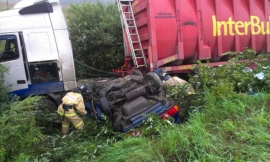 На автодороге Рязань–Касимов грузовик Volvo столкнулся с «Жигулями», погибли четыре человека