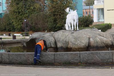 В Рязани начали готовить фонтаны к зиме