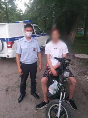 В Рязани задержали 16-летнего мотоциклиста без прав