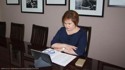 Елена Сорокина поручила организовать встречу с жителями домов на улице Фирсова
