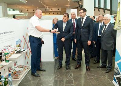 В Баку открылся мобильный шоурум продукции и услуг рязанских производителей