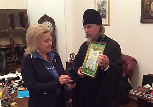 Рязанский митрополит продолжает вручать награды за возрождение Спасо-Преображенского монастыря