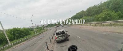 В Рязани на Северной окружной дороге столкнулись две легковушки