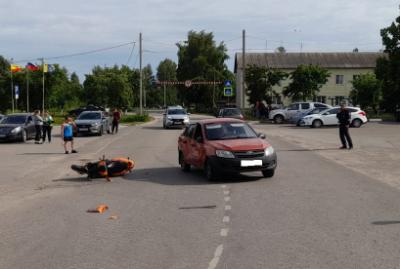 В Милославском пострадал 14-летний водитель мопеда, столкнувшийся с Lada Granta