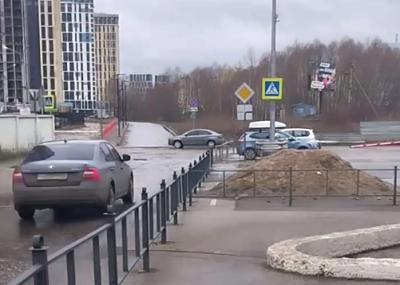 Рязанцев возмущает отсутствие тротуара на Шоссейном переулке