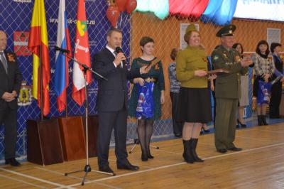 Аркадий Фомин поздравил победителей смотра военно-патриотической песни