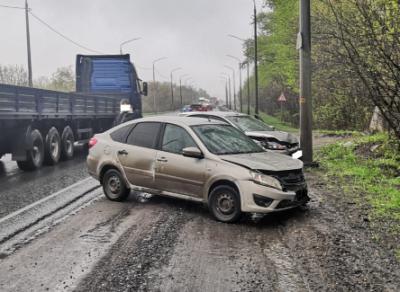 В Рязани пострадал водитель Lada Granta, столкнувшийся с иномаркой