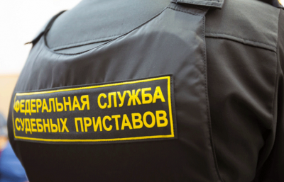 У Скопинского сельхозпредприятия арестовали восемь автомашин