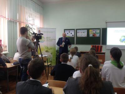 Андрей Красов побывал на экологическом уроке в Касимовской школе №3