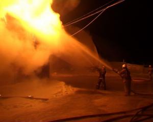 Пожару в помещении продовольственного склада на улице Чкалова присвоен повышенный номер сложности