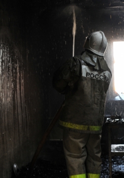 На пожаре в Сапожке спасено два человека