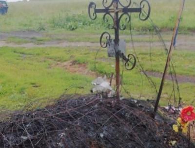 Под Михайловом сгорела могила бойца, погибшего в ходе СВО
