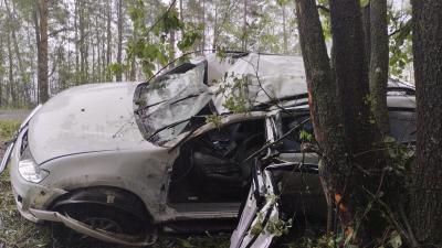 В Клепиковском районе пострадала водитель перевернувшегося внедорожника
