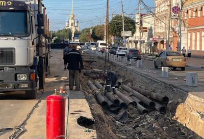 На Первомайском проспекте в Рязани заканчивают подготовку к укладке новых труб теплотрассы