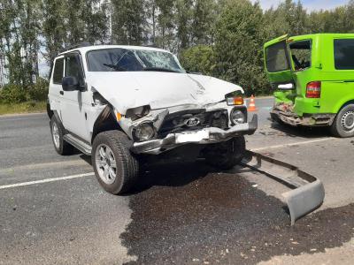 Близ Шилово «Нива» врезалась в Volkswagen, водитель отечественной легковушки погиб