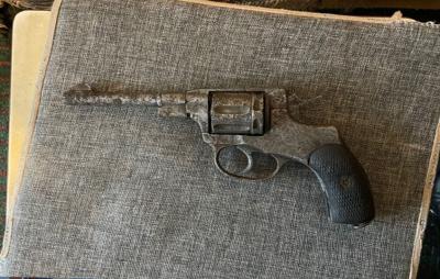 У молодого человека в Рязани изъяли револьвер образца 1895 года