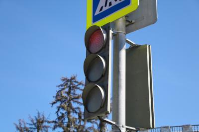 На пересечении улиц Большая и Тимакова в Рязани изменили работу светофора