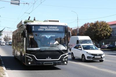 Из-за падения опоры на Московском шоссе изменилось движение троллейбуса №1