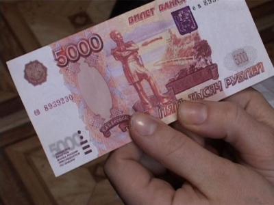 ОМОН задержал подозреваемомого в сбыте фальшивых купюр в Захаровском районе