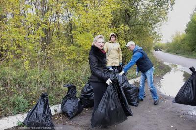 В Рязани очистили зелёные зоны от мусора