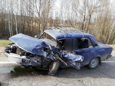 Близ Шилово «семёрка» столкнулась с Peugeot, погиб человек