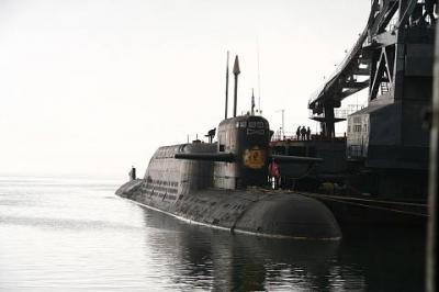 Экипаж ракетного крейсера «Рязань» поблагодарил Олега Ковалёва за поддержку
