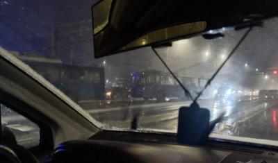 На Московском шоссе в Рязани встали троллейбусы