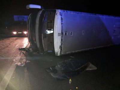 Рейсовый автобус под Спасском опрокинулся по вине водителя