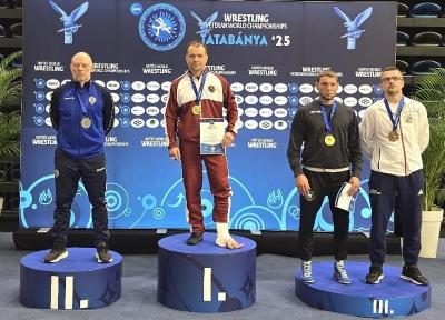 Рязанские «греко-римляне» поднялись на пьедестал почёта в Венгрии и Новомосковске