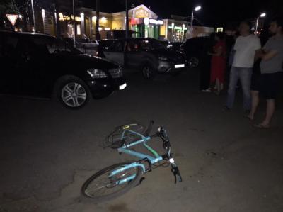 На улице Монастырской в Рязани Mercedes сбил юного велосипедиста