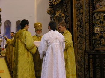 Архиепископ Рязанский и Касимовский Павел совершил божественную литургию в Успенском соборе Рязанского кремля