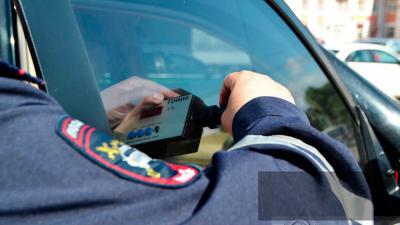 В Скопине арестовали двух водителей, не снявших тонировку