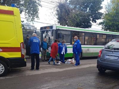 В центре Рязани автобус сбил женщину
