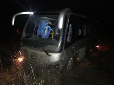 В ДТП с участием автобуса под Михайловом пострадали четыре человека