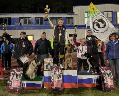 Рязанская пара завоевала звание чемпионов России по спортивно-прикладному собаководству