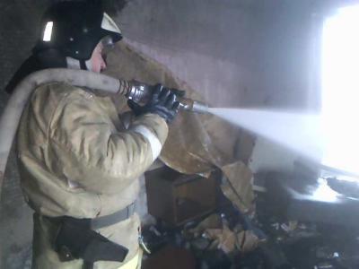 В многоквартирном доме в Рязани сгорела кладовая