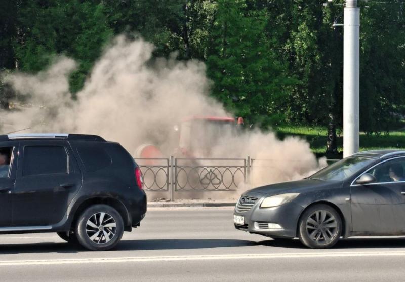 Мэрия пояснила рязанцам, как в городе убирают пыль с дорог