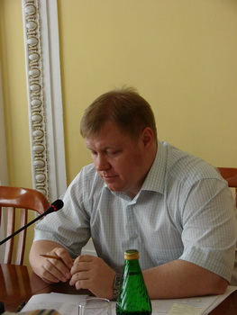 Олег Шишов: «Мы готовы работать с любым застройщиком, который вложит деньги, а потом передаст объект муниципалитету за вознаграждение»
